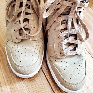 Nike Wmns Dunk Sky High Essential 'Desert Camo' Womens Sneakers